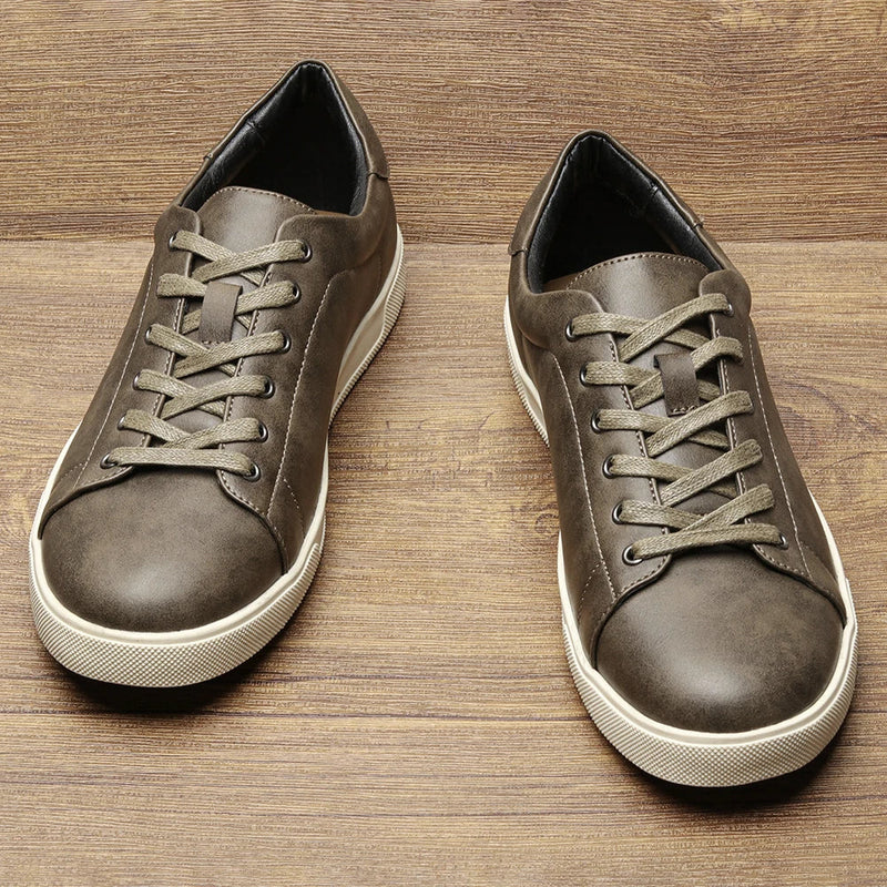 Men's casual shoe thebuzzbay.com