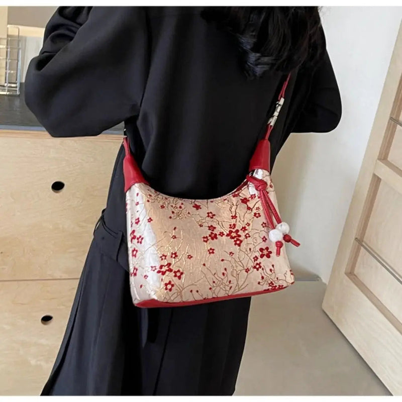 Casual Embroidered Chinese Style Handbag thebuzzbay.com
