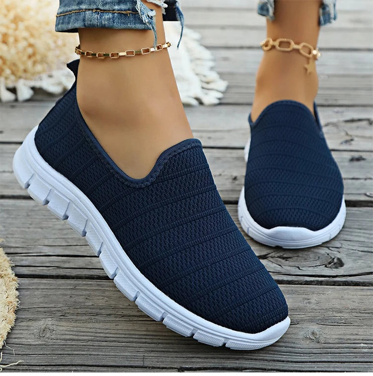 Women's Sneaker thebuzzbay.com