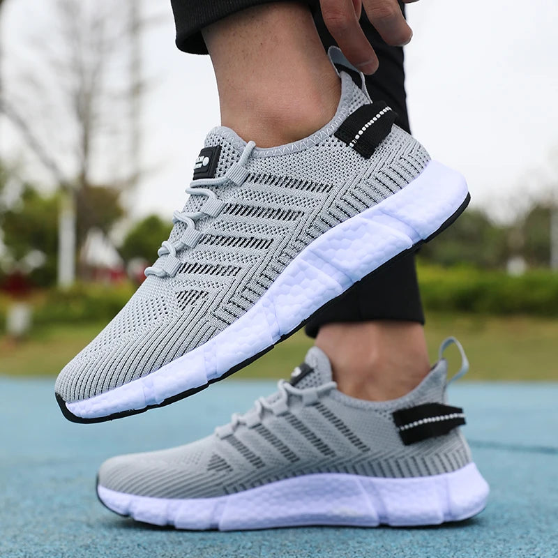 Lightweight Men's Running Shoes