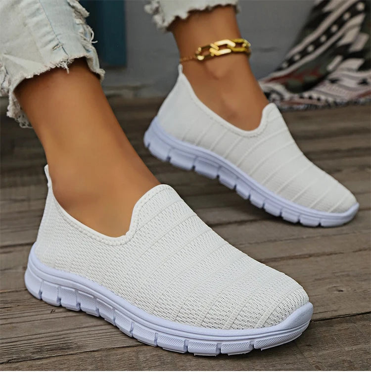 Women's Sneaker thebuzzbay.com