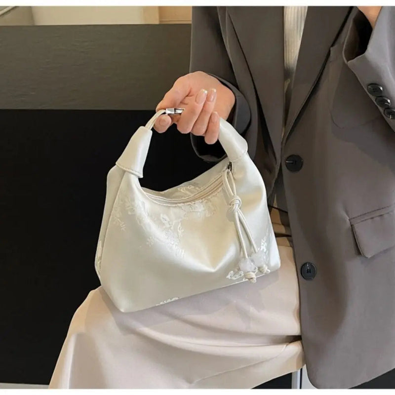 Casual Embroidered Chinese Style Handbag thebuzzbay.com